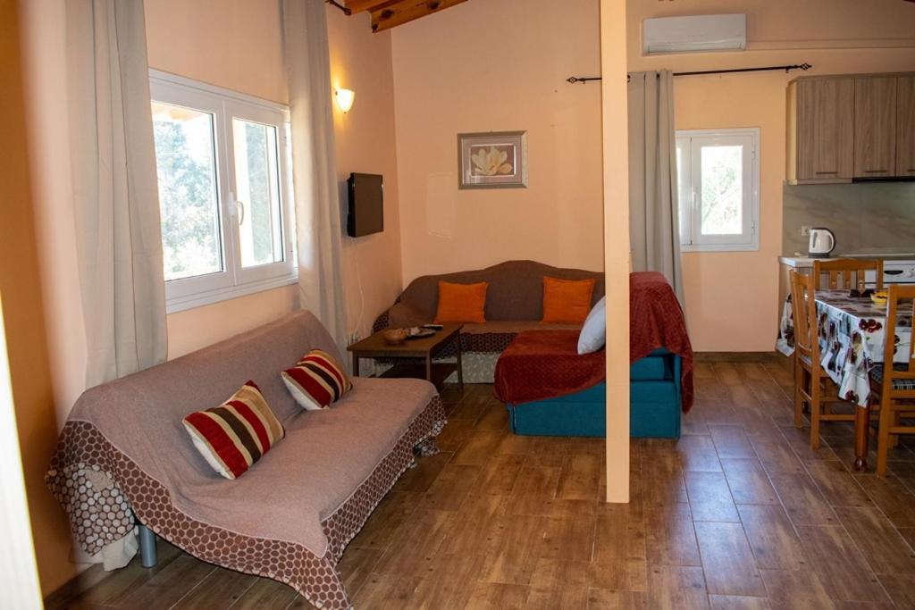 Takis & Eirini Family Apartments Perama (Corfu) Exterior foto
