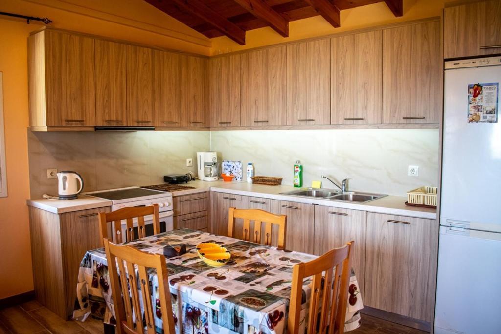 Takis & Eirini Family Apartments Perama (Corfu) Exterior foto