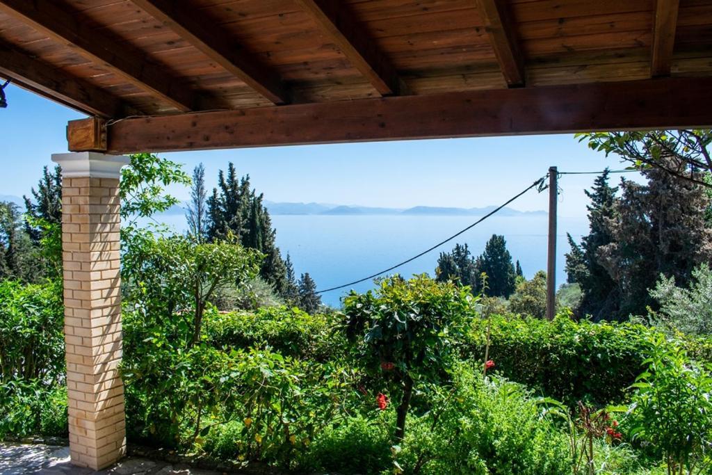 Takis & Eirini Family Apartments Perama (Corfu) Exterior foto